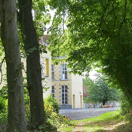 Chateau De Pensión Bellignies