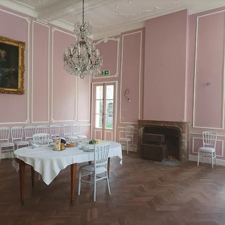 Chateau De Pensión *